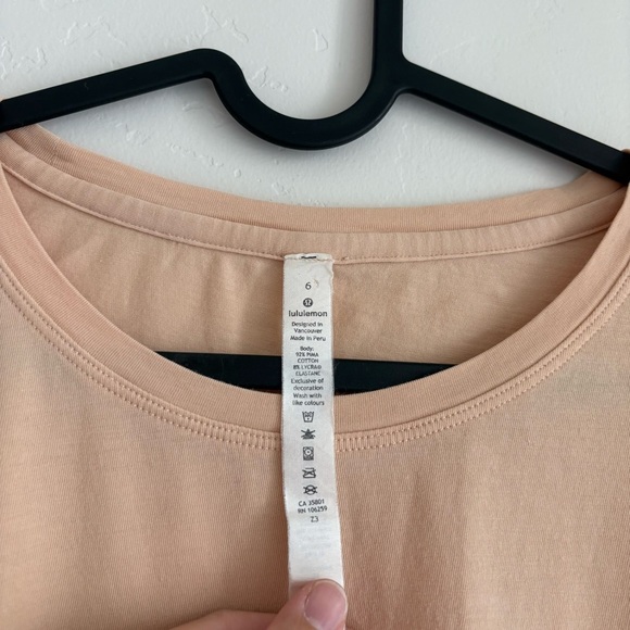 Lululemon Pleats and Thank You Short Sleeve in Ivory Peach
Size 6 - Picture 7 of 9